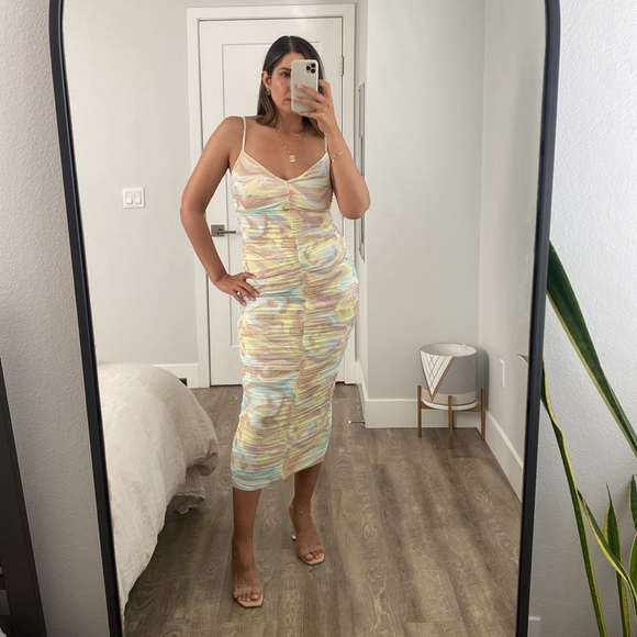 AFRM LOS ANGELES Aloisa Ruched Mesh Midi Slipdress in SKY MARBLE - Picture 5 of 5